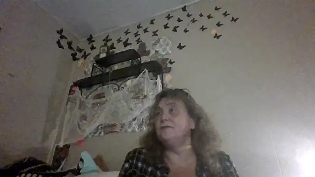Snapshot of Bored_Grandma chatting on 09-24-25, 07:33 Bored Grandma online show from 09-24-25, 07:33