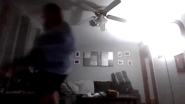 Snapshot of Bored_Grandma chatting on 10-04-25, 06:11 Bored Grandma online show from 10-04-25, 06:11