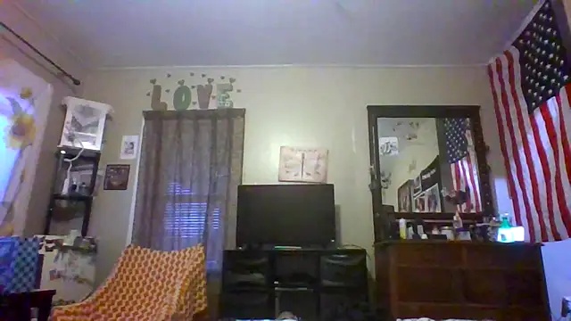 Snapshot of Bored_Grandma chatting on 10-12-25, 11:48 Bored Grandma online show from 10-12-25, 11:48