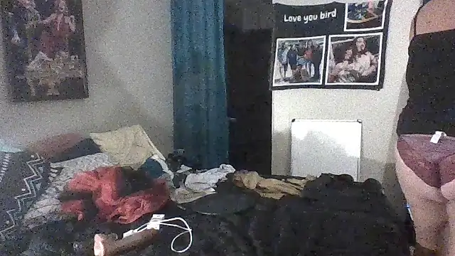 Snapshot of Bored_Grandma chatting on 10-23-25, 06:02 Bored Grandma online show from 10-23-25, 06:02