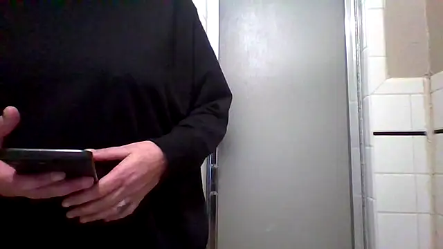 Snapshot of Bored_Grandma chatting on 12-04-25, 06:12 Bored Grandma online show from 12-04-25, 06:12