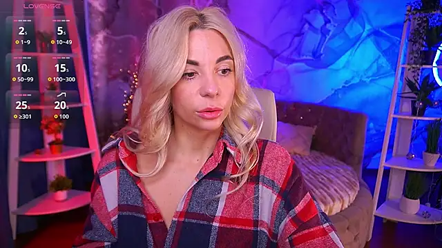 BellaRayyy online show from 03-06-26, 06:54