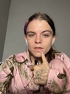 Snapshot of ittybittymeryssa chatting on 11-11-25, 08:25 ittybittymeryssa online show from 11-11-25, 08:25