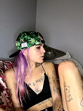 Snapshot of ittybittymeryssa chatting on 11-19-25, 11:21 ittybittymeryssa online show from 11-19-25, 11:21