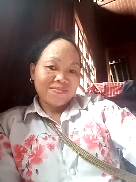  YooY  online show from 09-13-25, 02:55