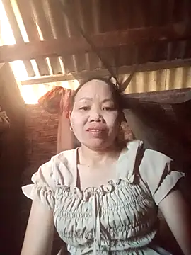  YooY  online show from 09-21-25, 05:20