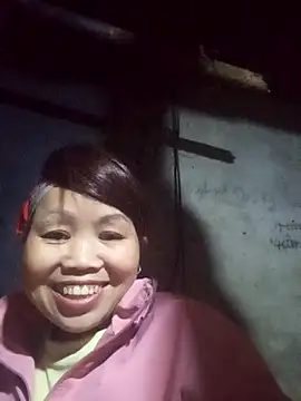  YooY  online show from 12-15-25, 12:09