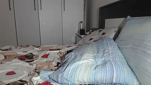 petite danielle online show from 07-18-26, 10:24