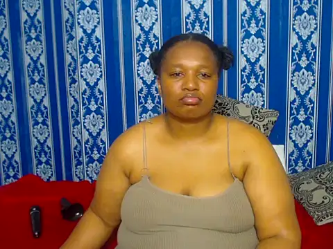 JUICEYLIPS333 online show from 11-22-25, 04:44