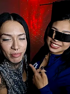 Snapshot of Tigresa23 chatting on 05-18-26, 12:18 Tigresa23 online show from 05-18-26, 12:18