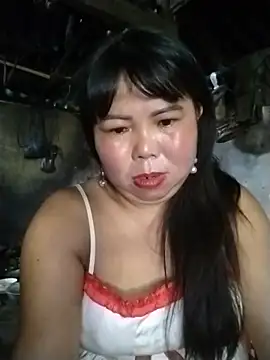 Snapshot of lusy-00 chatting on 06-25-26, 05:12 lusy-00 online show from 06-25-26, 05:12