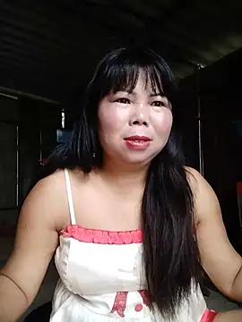 Snapshot of lusy-00 chatting on 06-26-26, 01:54 lusy-00 online show from 06-26-26, 01:54
