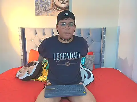 stewart mateo  online show from 11-26-25, 02:12