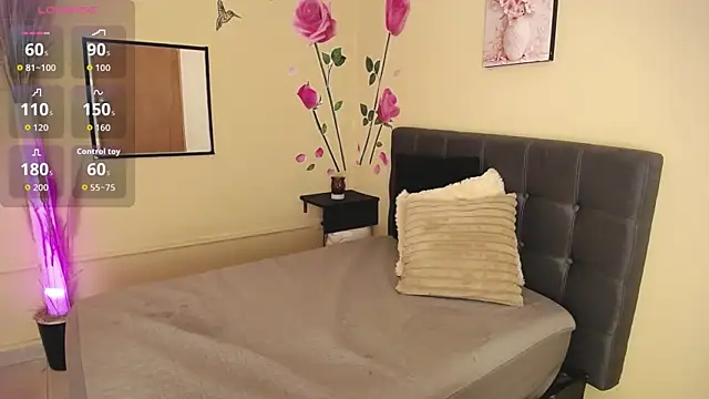 BrendaRojas  online show from 10-11-25, 01:42