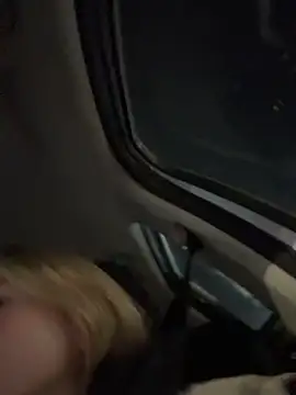 Snapshot of SMELLSEX chatting on 10-04-25, 04:16 SMELLSEX online show from 10-04-25, 04:16