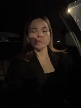 Snapshot of SMELLSEX chatting on 10-24-25, 05:31 SMELLSEX online show from 10-24-25, 05:31