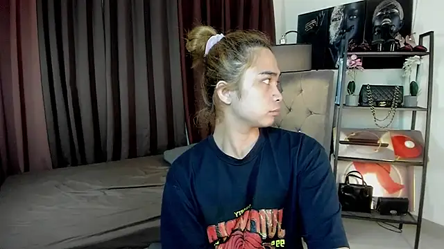 Snapshot of urfantasyhotbaby chatting on 11-07-25, 05:02 urfantasyhotbaby online show from 11-07-25, 05:02