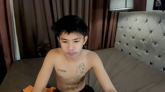 Snapshot of urfantasyhotbaby chatting on 11-21-25, 05:22 urfantasyhotbaby online show from 11-21-25, 05:22