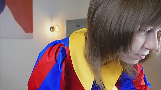 Katie ktk online show from 10-30-25, 01:56