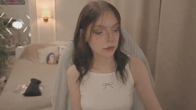 claire bennett online show from 09-11-25, 11:27