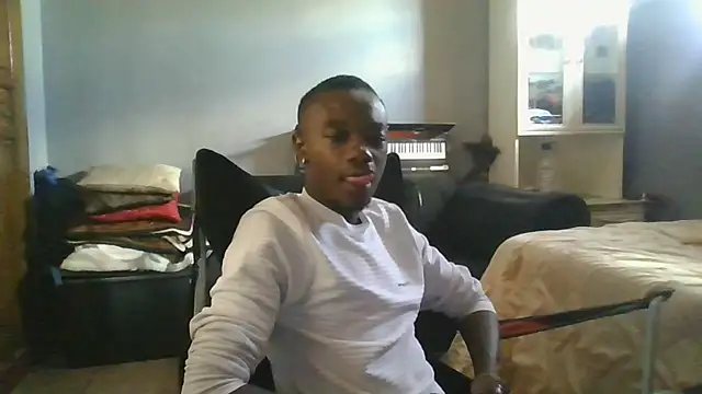 Snapshot of Nykho17 chatting on 02-19-26, 10:55 Nykho17 online show from 02-19-26, 10:55