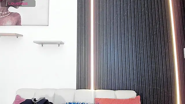 Gabrielaa Miller  online show from 09-16-25, 07:26