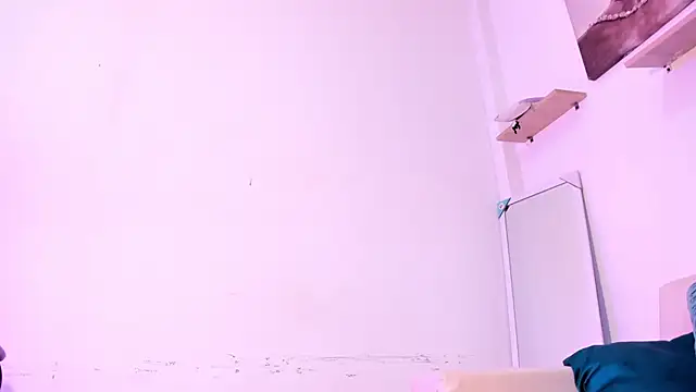 Gabrielaa Miller  online show from 11-26-25, 07:26