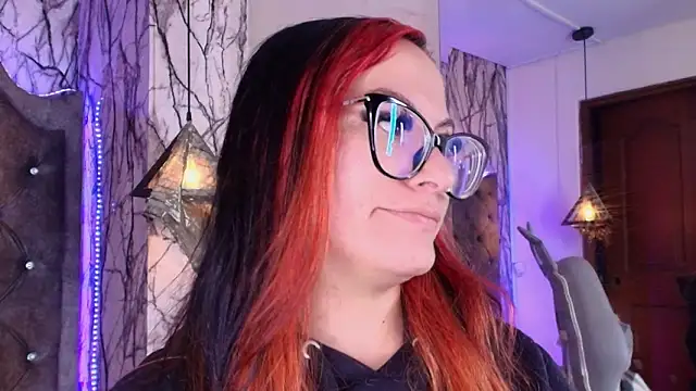 Snapshot of Zami_Escobar_of chatting on 02-25-26, 06:28 Zami Escobar of online show from 02-25-26, 06:28