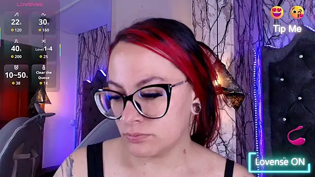 Zami Escobar of online show from 04-09-26, 04:01