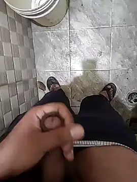 Snapshot of vers_negi9 chatting on 02-16-26, 09:44 vers negi9 online show from 02-16-26, 09:44