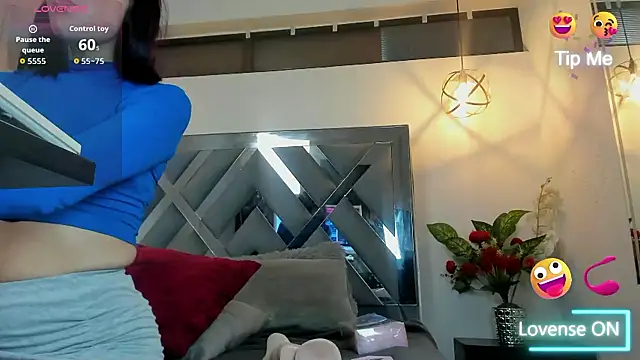 Candy Hott7 online show from 10-24-25, 08:16