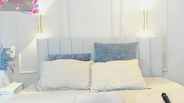 victoria bourne online show from 10-22-25, 07:02