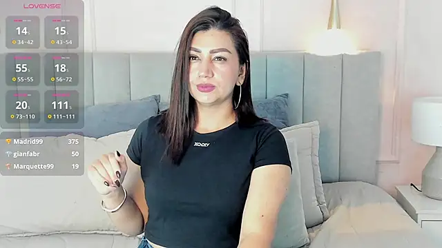 Snapshot of victoria_bourne chatting on 06-18-26, 07:18 victoria bourne online show from 06-18-26, 07:18