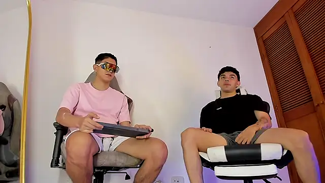 sotooliver3 online show from 02-20-26, 08:31