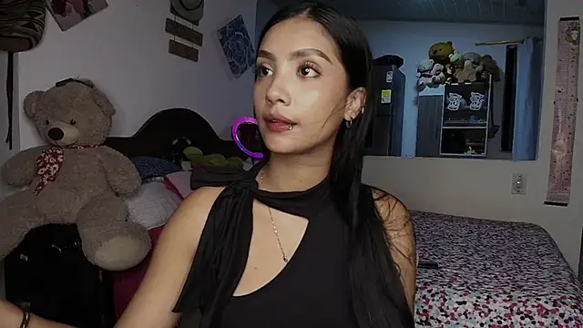 Snapshot of mia_yireth chatting on 09-20-25, 11:28 mia yireth online show from 09-20-25, 11:28