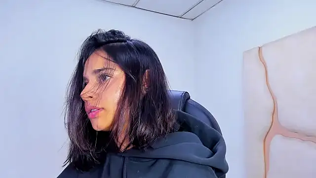 ScarletDoll online show from 11-24-25, 03:50