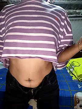 Snapshot of emali_baba chatting on 01-17-26, 05:12 emali baba online show from 01-17-26, 05:12