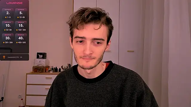 Snapshot of spider____man chatting on 11-30-25, 06:12 spider man online show from 11-30-25, 06:12