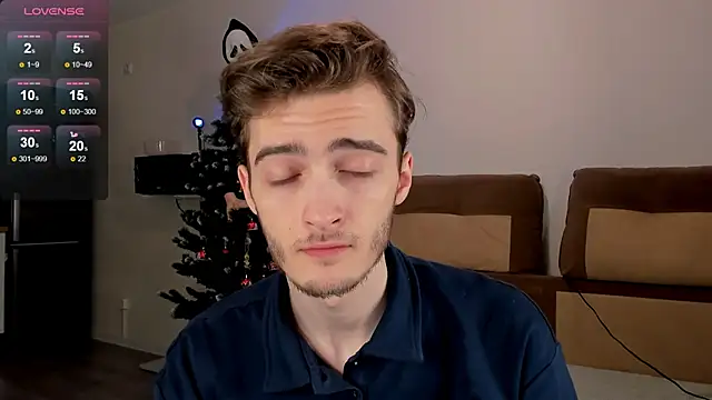 Snapshot of spider____man chatting on 01-05-26, 05:27 spider man online show from 01-05-26, 05:27