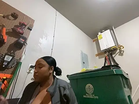 princesslivv online show from 11-13-25, 02:10