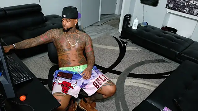 SLANGONDEMHOES online show from 03-13-26, 04:46