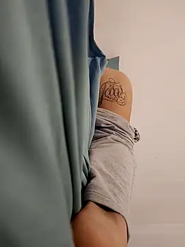 Snapshot of sexualyingyang chatting on 09-19-25, 04:25 sexualyingyang online show from 09-19-25, 04:25