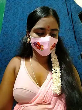 mini-queen online show from 09-08-25, 02:27