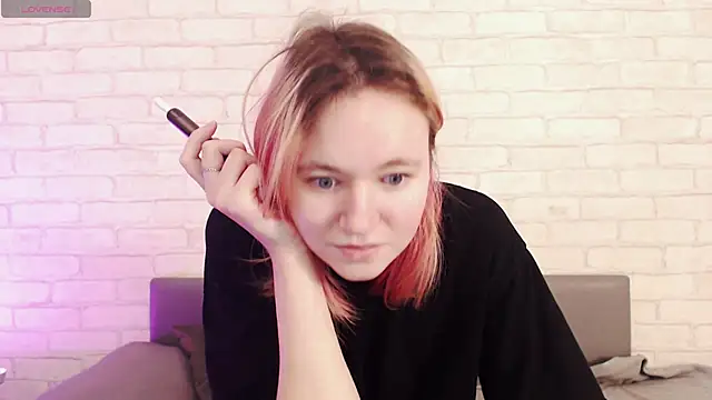 Ericha Stone online show from 02-02-26, 08:13