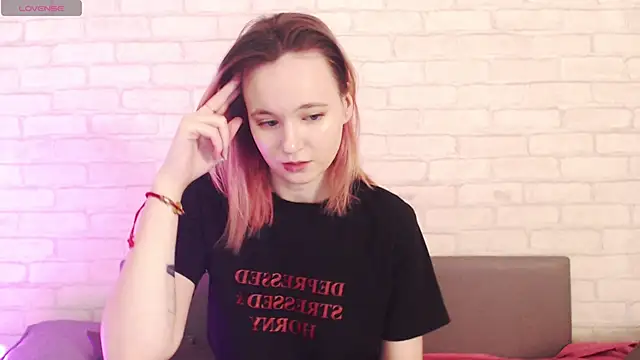 Ericha Stone online show from 04-15-26, 01:01