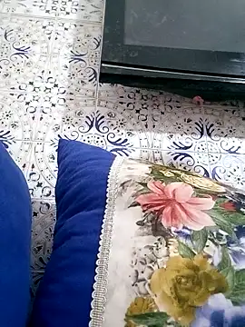 Snapshot of Mayamimi chatting on 09-09-25, 12:05 Mayamimi online show from 09-09-25, 12:05