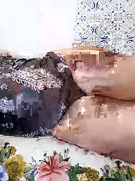 Snapshot of Mayamimi chatting on 09-23-25, 09:40 Mayamimi online show from 09-23-25, 09:40