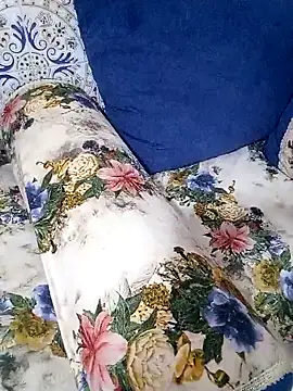 Snapshot of Mayamimi chatting on 09-29-25, 07:46 Mayamimi online show from 09-29-25, 07:46