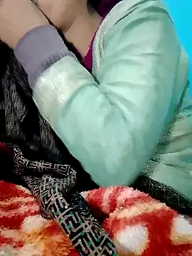 Pahadi couple online show from 10-28-25, 04:20