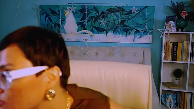 LauraDavidsons online show from 09-19-25, 04:40